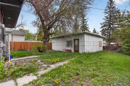 2418 27 Street Se, Calgary, AB - Outdoor