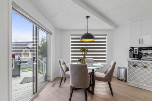 7 Country Hills Park Nw, Calgary, AB - Indoor Photo Showing Dining Room