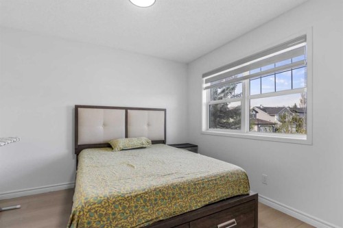 7 Country Hills Park Nw, Calgary, AB - Indoor Photo Showing Bedroom