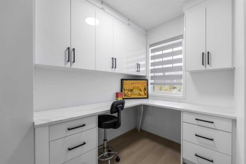 7 Country Hills Park Nw, Calgary, AB - Indoor
