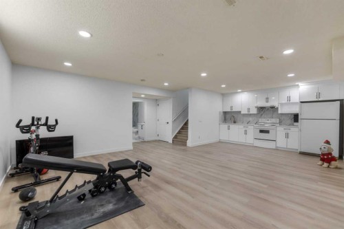7 Country Hills Park Nw, Calgary, AB - Indoor