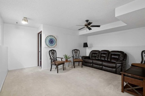18 Martinview Crescent Ne, Calgary, AB - Indoor Photo Showing Other Room