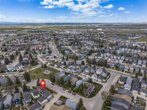 18 Martinview Crescent Ne, Calgary, AB - Outdoor With View