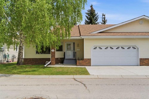 34 Vandoos Gardens Nw, Calgary, AB - Outdoor