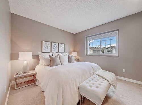 292 Coventry Close Ne, Calgary, AB - Indoor Photo Showing Bedroom