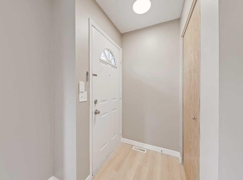 292 Coventry Close Ne, Calgary, AB - Indoor Photo Showing Other Room