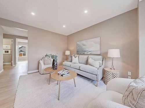 292 Coventry Close Ne, Calgary, AB - Indoor Photo Showing Living Room
