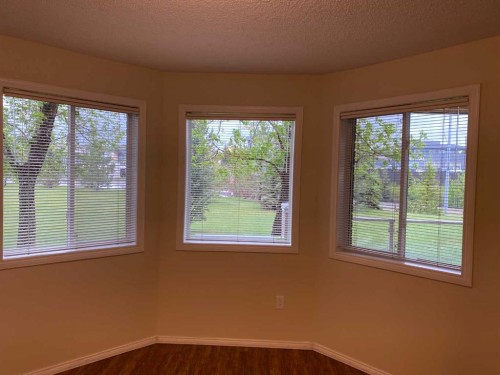 1118-1818 Simcoe Boulevard Sw, Calgary, AB - Indoor Photo Showing Other Room