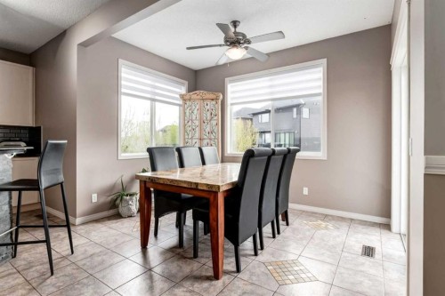 34 Morningside Landing Sw, Airdrie, AB - Indoor Photo Showing Dining Room
