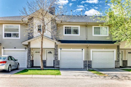 6621 Pinecliff Grove Ne, Calgary, AB - Outdoor With Facade