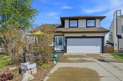 38 Sandpiper Way NW Calgary, AB T3K 3C6