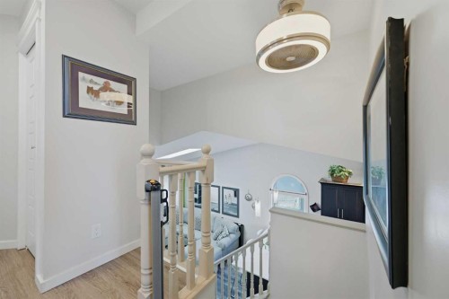 38 Sandpiper Way Nw, Calgary, AB - Indoor Photo Showing Other Room