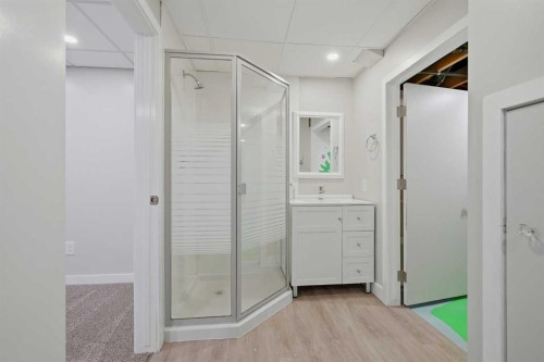 38 Sandpiper Way Nw, Calgary, AB - Indoor