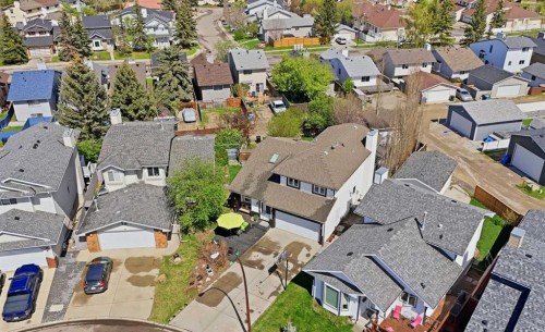 38 Sandpiper Way Nw, Calgary, AB - Outdoor With View