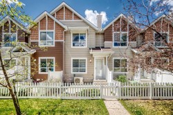 107 Tuscany Court NW Calgary, AB T3L 2Y9