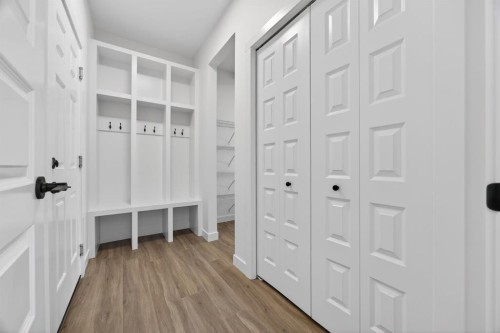 1090 Bayview Crescent, Airdrie, AB - Indoor Photo Showing Other Room
