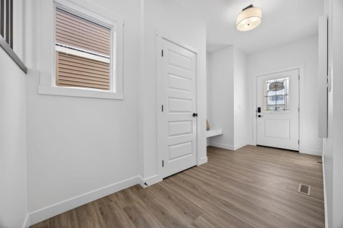 1090 Bayview Crescent, Airdrie, AB - Indoor Photo Showing Other Room