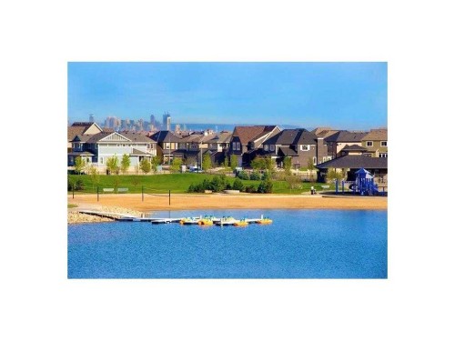 198 Masters Avenue Se, Calgary, AB - Outdoor