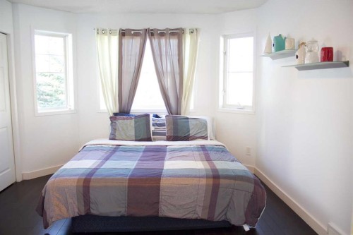 262 Covewood Park Ne, Calgary, AB - Indoor Photo Showing Bedroom