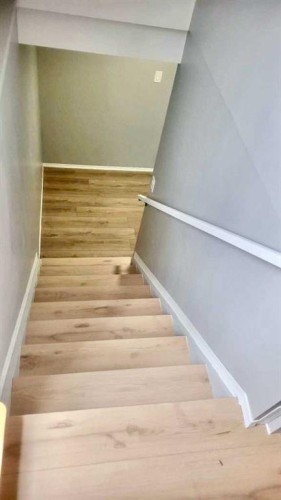 262 Covewood Park Ne, Calgary, AB - Indoor Photo Showing Other Room