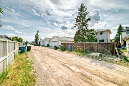 262 Covewood Park Ne, Calgary, AB - Outdoor
