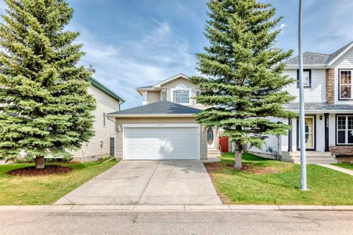 262 Covewood Park Ne, Calgary, AB - Outdoor With Facade