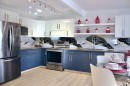 262 Covewood Park Ne, Calgary, AB  - Indoor Photo Showing Kitchen 