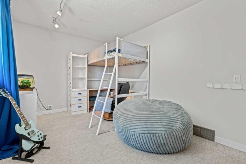 232 Ranchview Place Nw, Calgary, AB - Indoor