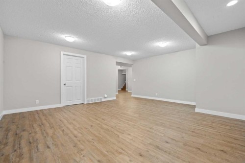 232 Ranchview Place Nw, Calgary, AB - Indoor Photo Showing Other Room
