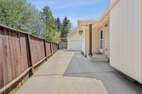232 Ranchview Place Nw, Calgary, AB - Outdoor With Exterior
