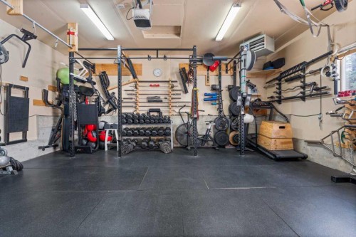 232 Ranchview Place Nw, Calgary, AB - Indoor Photo Showing Garage