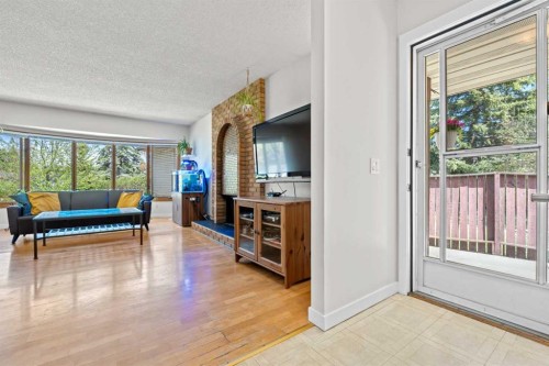 232 Ranchview Place Nw, Calgary, AB - Indoor