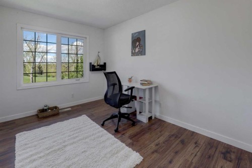 460 Parkridge Crescent Se, Calgary, AB - Indoor Photo Showing Office