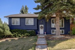 460 Parkridge Crescent SE Calgary, AB T2J 5A9
