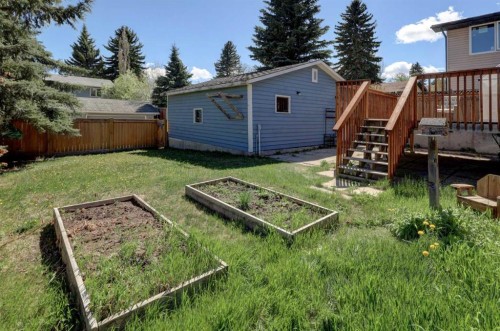 460 Parkridge Crescent Se, Calgary, AB - Outdoor