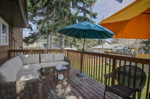 8116 33 Avenue Nw, Calgary, AB - Outdoor With Deck Patio Veranda With Exterior
