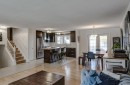 8116 33 Avenue Nw, Calgary, AB  - Indoor Photo Showing Living Room 