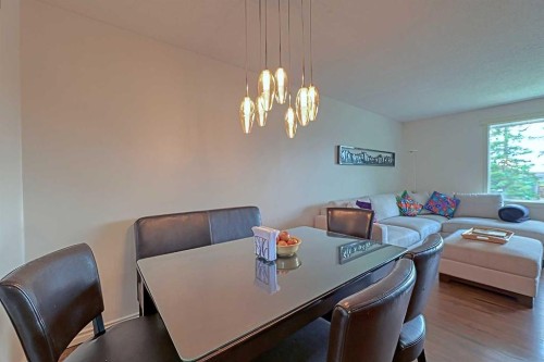 5940 Dalkeith Hill Nw, Calgary, AB - Indoor