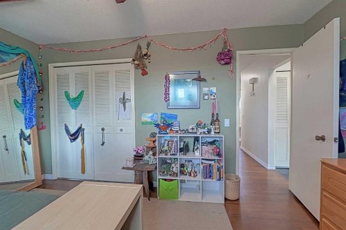 5940 Dalkeith Hill Nw, Calgary, AB - Indoor