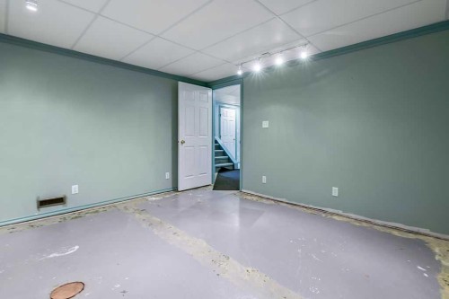 1007 Mackid Road Ne, Calgary, AB 