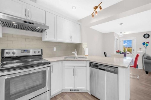 10767 Cityscape Drive Ne, Calgary, AB - Indoor Photo Showing Kitchen