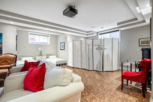 611 Montgomery Close Se, High River, AB - Indoor