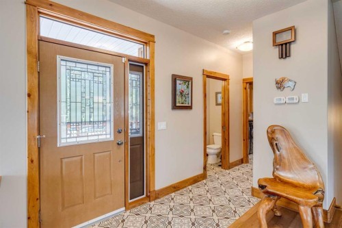 4 Highlands Place, Bragg Creek, AB - Indoor Photo Showing Other Room
