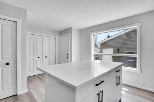 51 Martinridge Grove Ne, Calgary, AB - Indoor