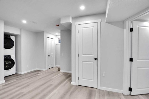 51 Martinridge Grove Ne, Calgary, AB - Indoor