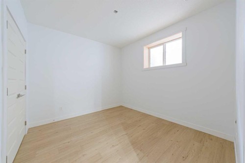 70 Saddlestone Green Ne, Calgary, AB - Indoor Photo Showing Other Room