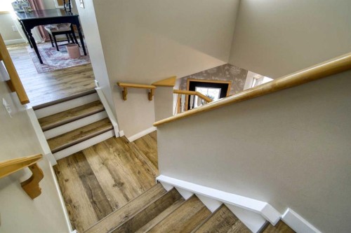 228 Oakmere Place, Chestermere, AB - Indoor Photo Showing Other Room