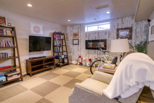228 Oakmere Place, Chestermere, AB - Indoor