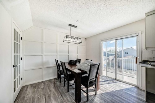 125 Coral Springs Bay Ne, Calgary, AB - Indoor Photo Showing Dining Room