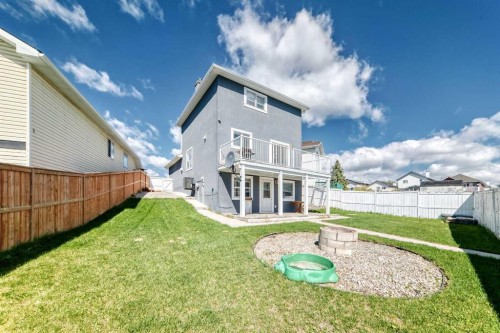 125 Coral Springs Bay Ne, Calgary, AB - Outdoor